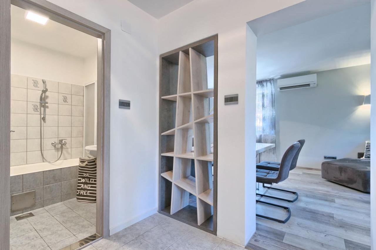 Modern Oasis Apartment *