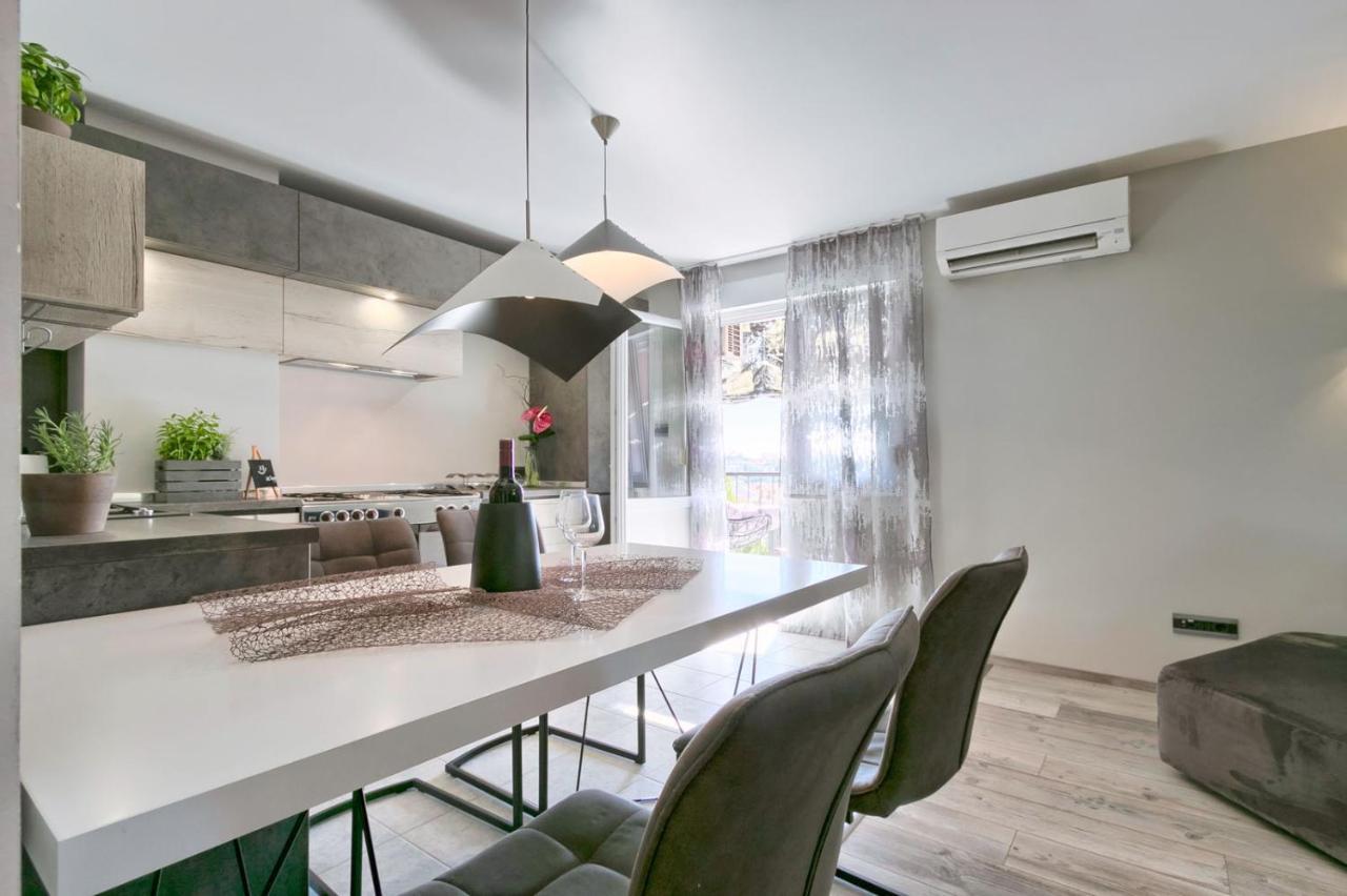 Modern Oasis Apartment *