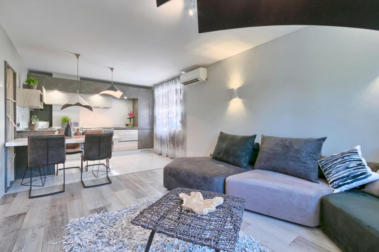 Apartment Modern Oasis