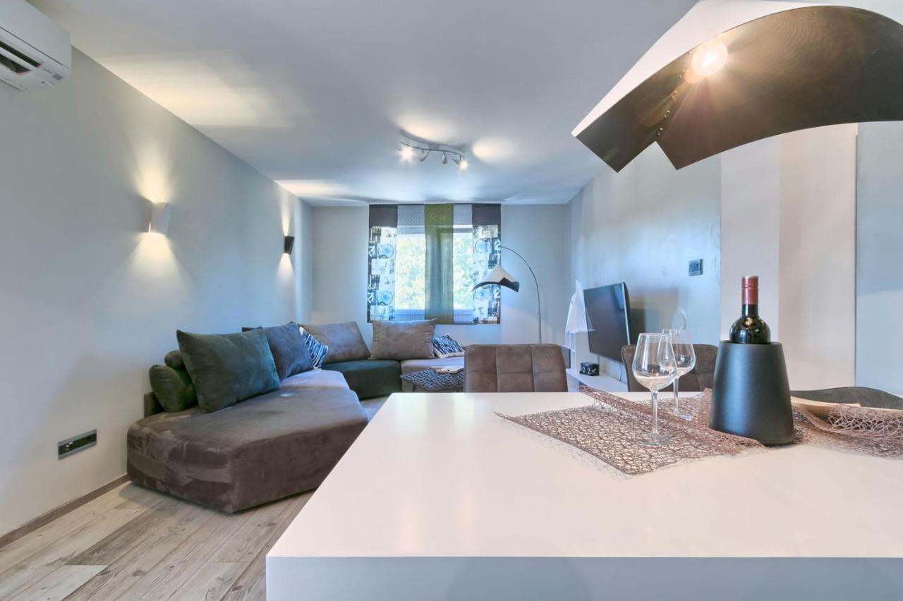 Modern Oasis Apartmán